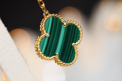 [Regal Jewels]CLOVER EARRINGS GOLD MALACHITE DIAMOND 3 MOTIF