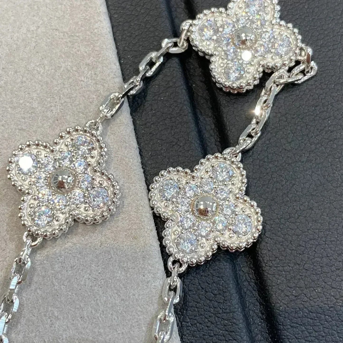 [Regal Jewels]CLOVER 5 MOTIFS  DIAMOND BRACELET SILVER