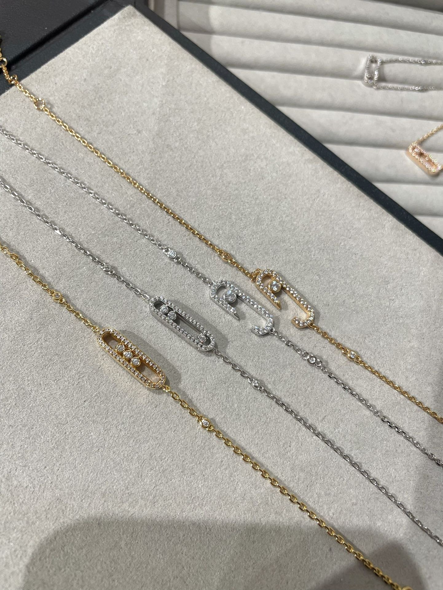 [Regal Jewels]BABY MOVE DIAMOND BRACELET