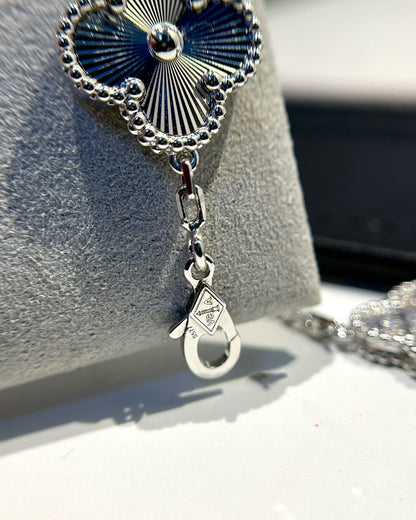 [Regal Jewels]CLOVER 5 MOTIF LASER BRACELET COLLECTION