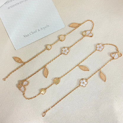 [Regal Jewels] 26 NEW CLOVER LUCKY LIGHT YELLOW AND WHITE SET