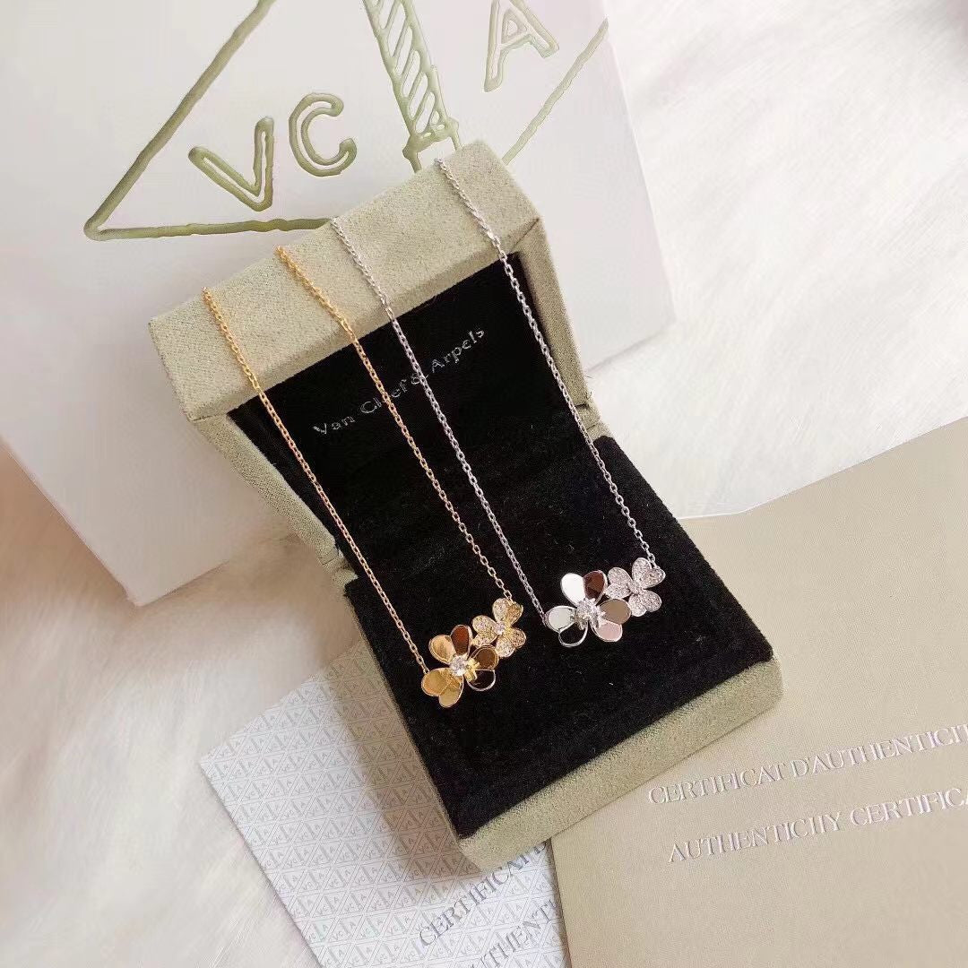 [Regal Jewels] Two Flowers & Clover Choker