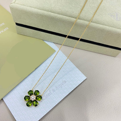 [Regal Jewels] flower necklace