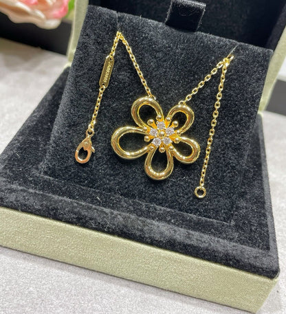[Regal Jewels] Flower Jewelry Set with Diamond Center