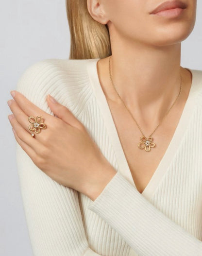 [Regal Jewels] Flower Jewelry Set with Diamond Center