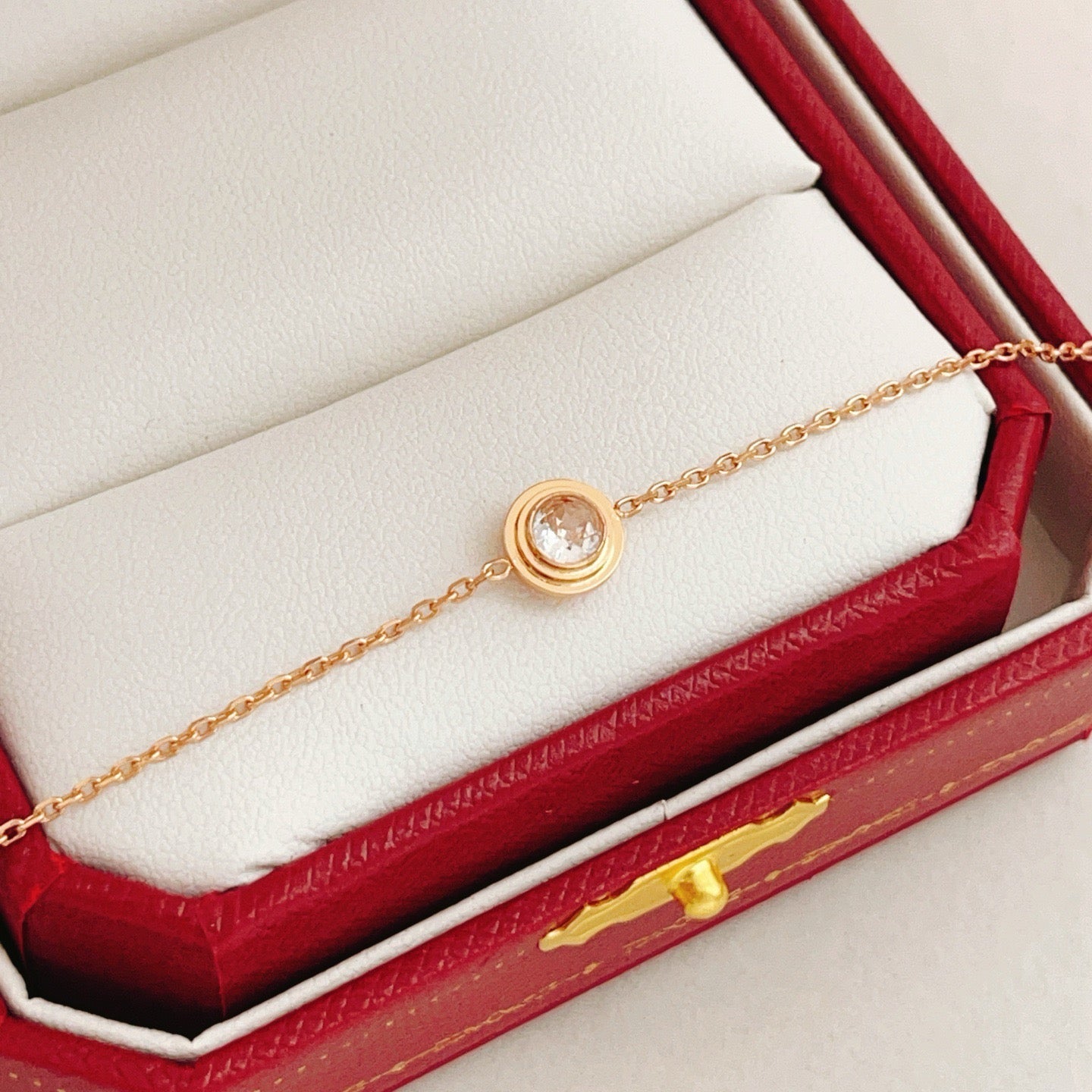 [Regal Jewels] UFO Series Single Diamond Bracelet