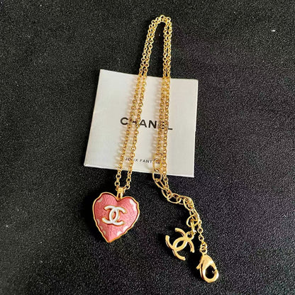 [Regal Jewels] Heart-shaped Necklace & Earring Set