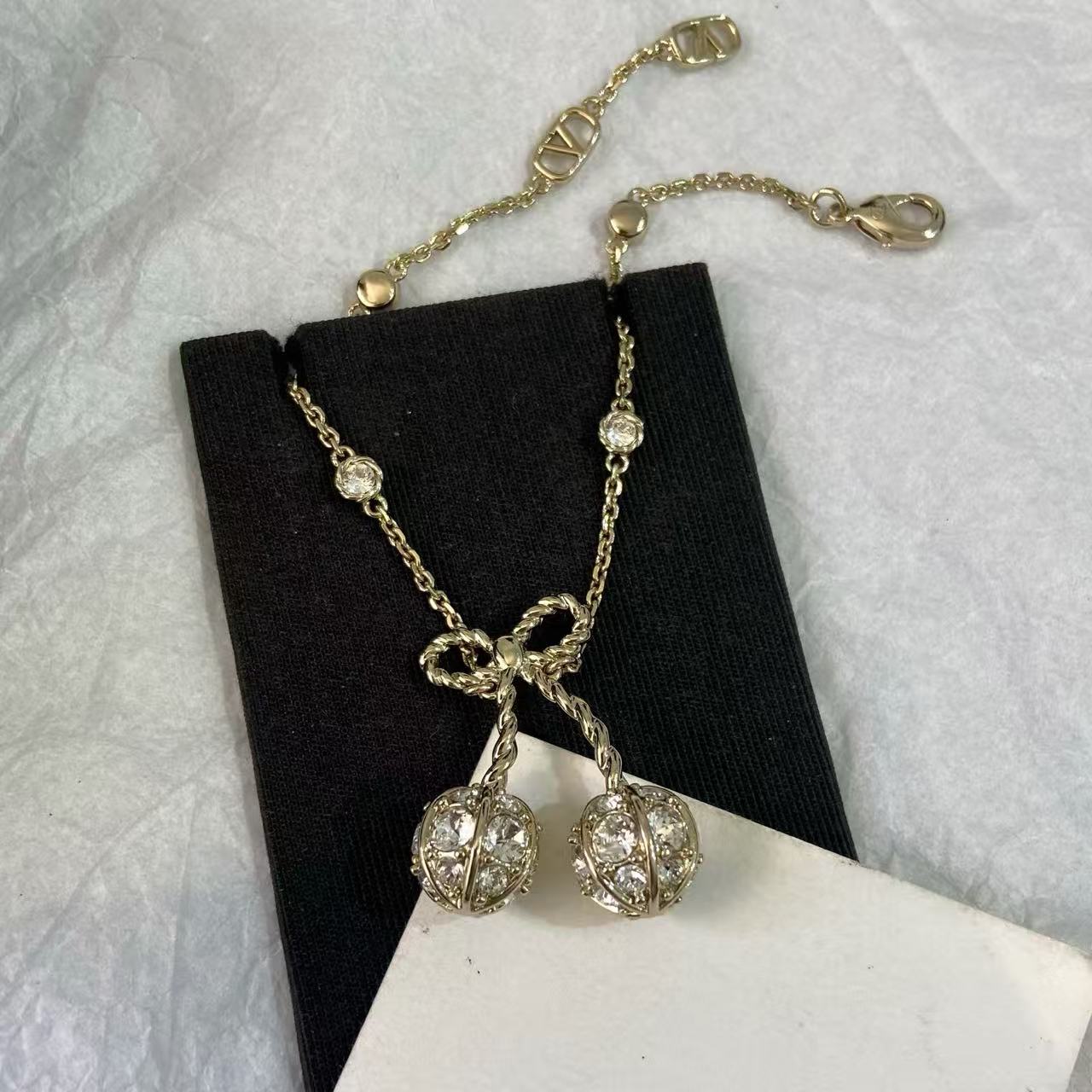 [Regal Jewels] Cherry Crystal Pavé Necklace & Stud Earrings& SeracelettB