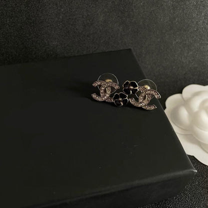 [Regal Jewels]Mini Camellia Stud Earrings