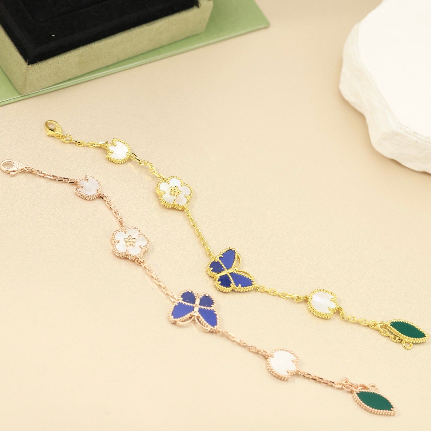[Regal Jewels]LUCKY SPRING BUTTERFLY 5 MOTIF BRACELET