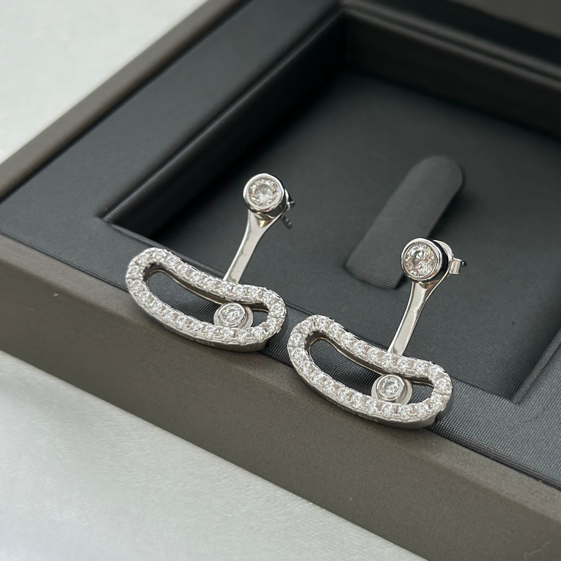 [Regal Jewels]MOVE UNO SILVER DIAMOND EARRINGS