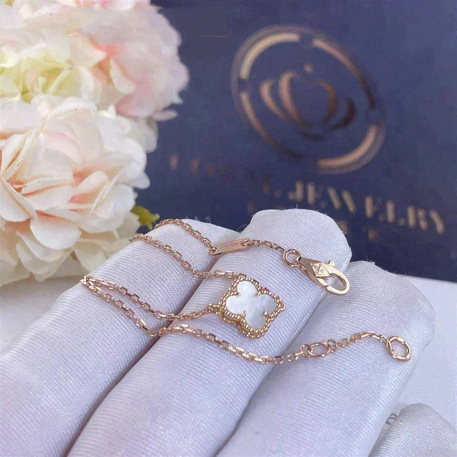 [Regal Jewels]CLOVER WHITE MOP SINGLE FLOWER BRACELET