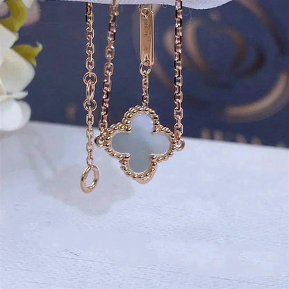 [Regal Jewels]CLOVER WHITE MOP SINGLE FLOWER BRACELET